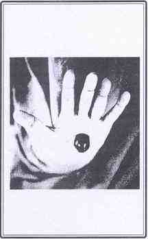 Ishtalinga placed in the centre of the left palm